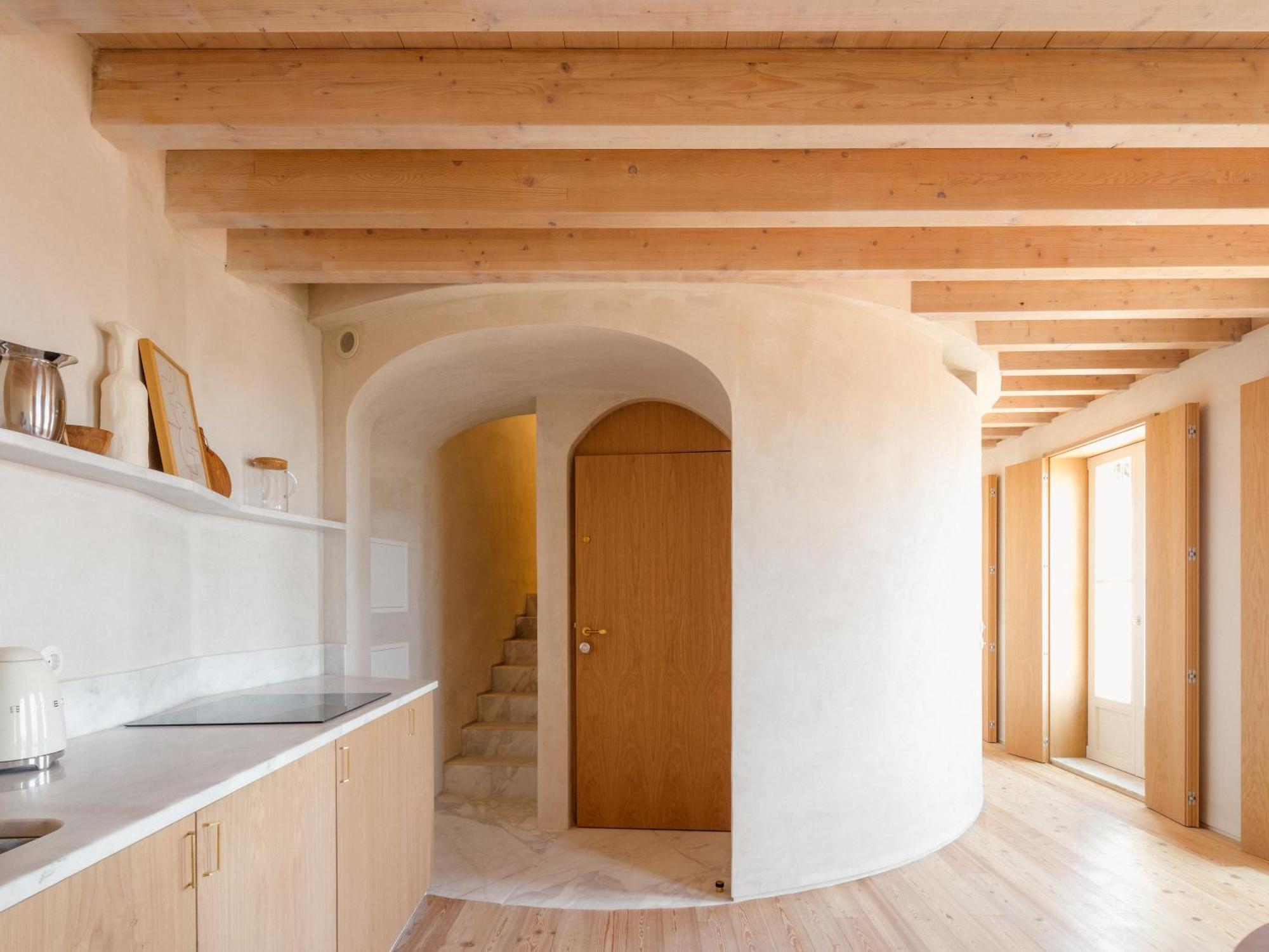 O Poleiro - Modern Living Lisbon